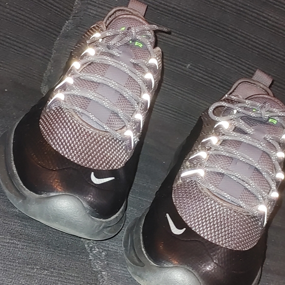 Nike ACG Gray and Black Athletic Shoes - Picture 7 of 13